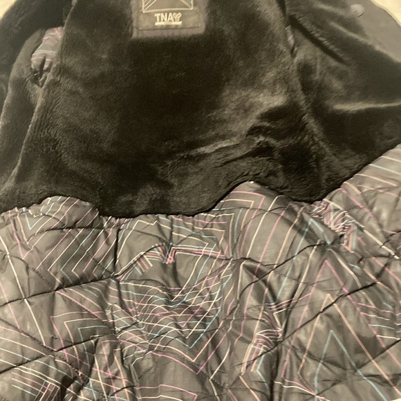 TNA winter coat size Large good condition - Picture 7 of 10